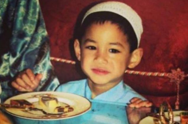                                                                 Jefri Bolkiah'�n bu performans i�in Michael Jackson'a 17 milyon Euro �dedi�i kaydediliyor. Jefri, Brunei Yat�r�m Ajanas�'n�n ba��ndayken 15 y�lda 13 milyar Euro harcad�!                                                       