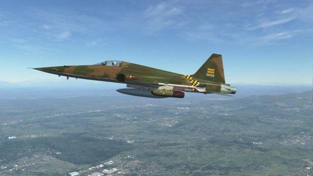   Vietnam  : 76 sava� u�a��: 36 adet Su-22, 40 adet Su-27/30    Sipari� verilen: 6 adet Su-27/30 