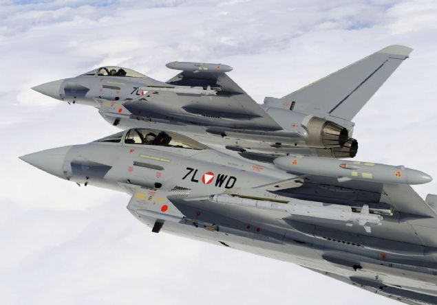  Avusturya: 15 sava� u�a��: 15 adet Eurofighter  