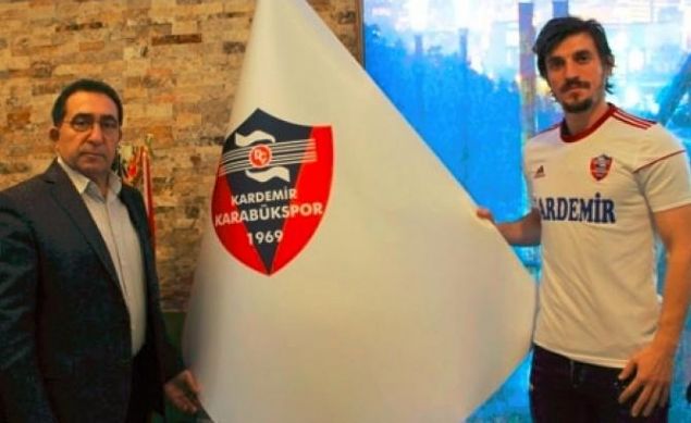                                                                 Ergin Kele<BR><BR>  Sivasspor'dan Karabkspor'a                                                         