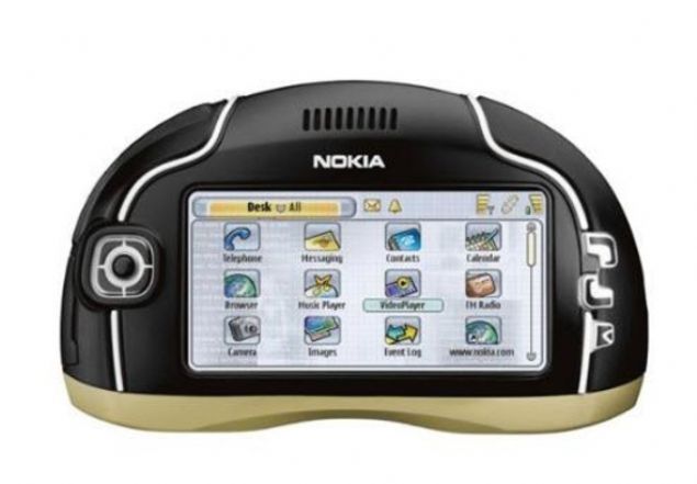   Eskilere gitmi�ken... Nokia'n�n tuhaf tasar�ml� telefonlar�n� hat�rl�yor musunuz? Baz�lar�n�n tasar�mlar� �ylesine farkl�yd� ki bug�n bir�ok ki�i taraf�ndan kullan�lmasa da haf�zalardaki yerini koruyor.     ��te Nokia'n�n s�rad��� ve tuhaf telefonlar�...  