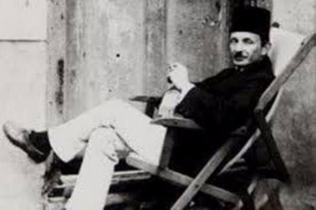 Ve sadece 36 sene yaam olmasna ramen, Trk Edebiyatna birok eser kazandrmtr. Ancak bu nl yazarmzn hayat hikayesi, ne yazk ki ok hazin bir sonla bitmitir  