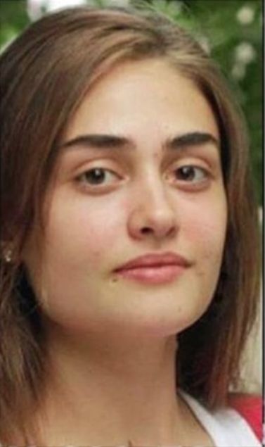 ��te Esra Bilgi�'in eski hali.      