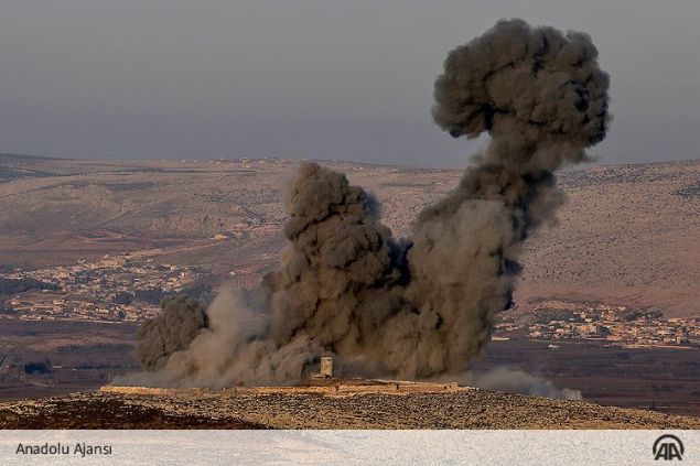 Hatay'�n Reyhanl� ve K�r�khan il�eleri aras�nda s�n�r hatt�nda u�ak sesleri duyuluyor. 