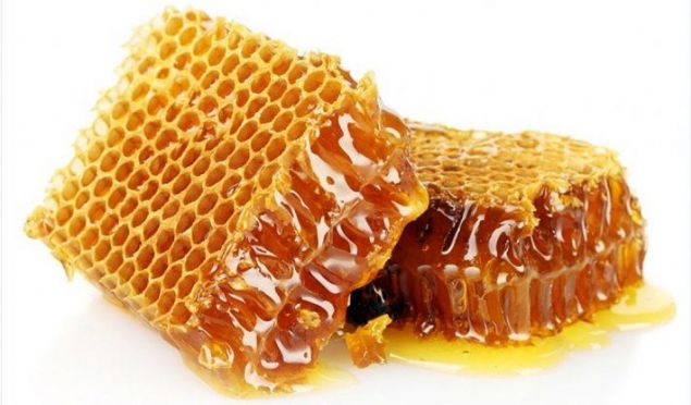 Bebeklere bal vermek<br><br>    Bir yandan nce kesinlikle verilmemesi gereken bir gdadr bal. Botulismus adl zehirlenmeye sebep olabilen bal, alerjiyede sebep olabilir. 