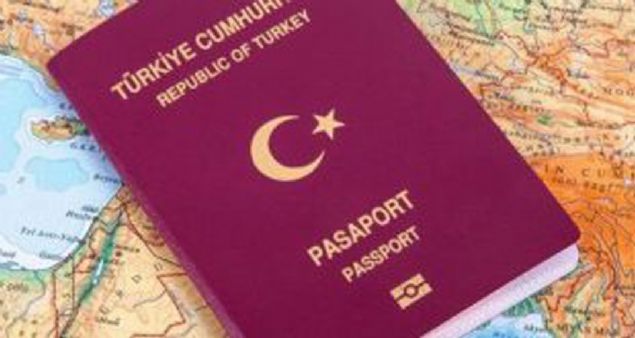 D�nya Ekonomik Fuar��nda (WEF) pek �ok yeni teknoloji tart���ld�. Bunlar�n en ilgi �ekici olanlar�ndan biri dijital kimlik projesiydi. Plan�n hayata ge�mesi halinde pasaportsuz ve vizesiz olarak yolculuk yapmak m�mk�n olacak. Tabii e�er �Tan�nan ve G�venilen Yolcu� stat�s�ndeyseniz  