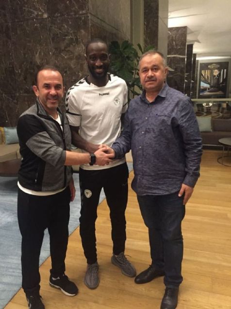                                                                 Mustafa Yatabare - Karabkspor =====> Konyaspor ( Bonservissiz)                                                         