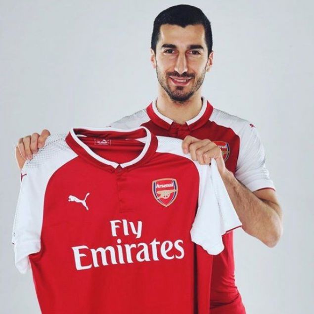                                                                 Henrikh Mkhitaryan - Manchester United ======> Arsenal - Takas                                                         