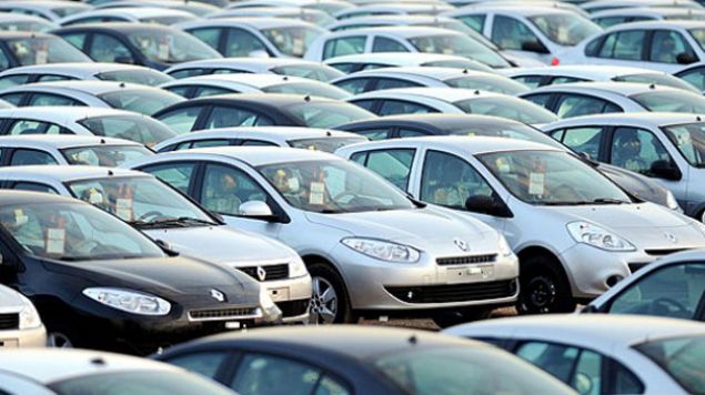 Maliye Bakan� Naci A�bal istihdam, yat�r�m ve �retim te�viklerinden konut hesab�na, hurda indiriminden �eyiz deste�ine kadar pek �ok konuda d�zenleme getiren yasa tasar�s�n� Meclis'e sevk ettiklerini bildirdi. 