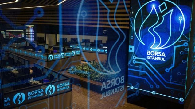 Borsa stanbul Ynetim Kurulu  Bakan Himmet Karada, AA muhabirine yapt aklamada, Trkiye'de bireysel kk  yatrmclarn borsadan uzak durma sebeplerini anlatt.   