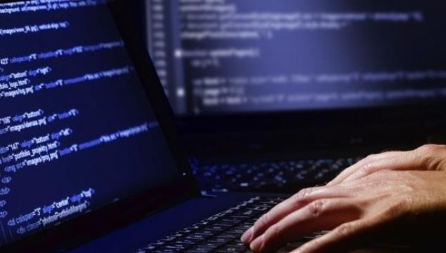 7. Yaz�l�m Mimar� - K�sa g�rev tan�m�: B�y�k bir sistemi bir araya getirmek i�in ihtiya� duyulan t�m ara�lar� i�eren bir yaz�l�m geli�tirme ekibi sa�lar ve vizyonunu payda�larla payla��r. Ortalama y�ll�k maa�: 128,250 USD A��k pozisyon say�s�: 655     