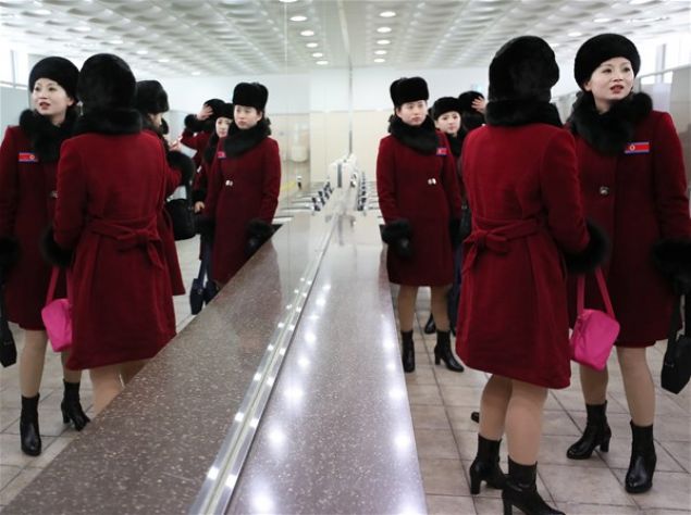   Kuzey Kore ve �ranl� sporcular ise 'uluslararas� yapt�r�mlar�n delinmesi' endi�esiyle bundan muaf tutuldu.      