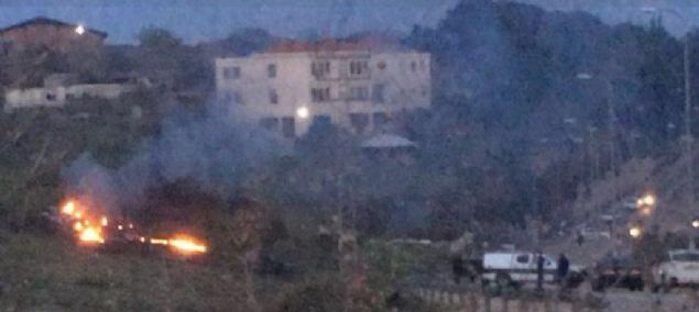 srail ordu szcs, srail sava uaklarnn Suriye'de ran mevzilerini bombaladn duyururken, bir uann da drldn aklad.    