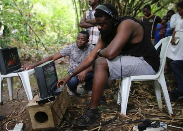   Bugn Nijeryada ylda 500 ila 1000 film ekiliyor. lkede tek bir film stdyosu var: Kalabar Tinapadaki Tinapa Stdyosu. Ama filmlerin byk bir blm stdyoda deil, lkenin drt bir yannda darda ekiliyor.       