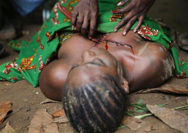  Nijeryada 1960l yllardan beri sinema filmi ekiliyor. Ancak o yllarda ynetmenler batl normlarda, iyi iler yapmaya altndan filmler ok pahalya mal oluyordu ve bu yzden sinema gelimedi. Ta ki, dijital teknoloji Afrikaya adm atncaya kadar.      