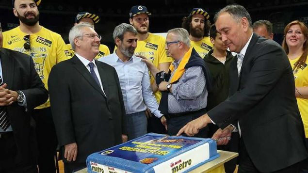                                                                 lkerle 2006 ylnda birleerek 16 yl aradan sonra kulbn 100. ylnda 2007de ampiyonlua ulaan Fenerbahe, Avrupa Ligi A lisans da alarak bu arenada boy gsterdi.                                                              