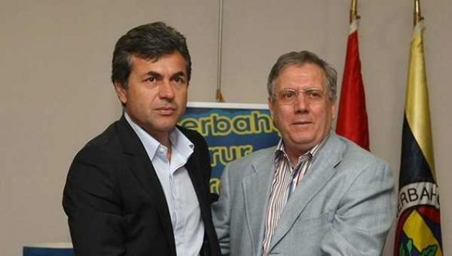                                                                 AZZ YILDIRIM'A HOCA DAYANMADI! 17 HOCA...<br><br>  Aziz Yldrmn 20 yllk bakanl dneminde, futbol takmnda 17 farkl teknik direktr grev yapt. Yldrm srasyla su isimlerle alt:                                                            