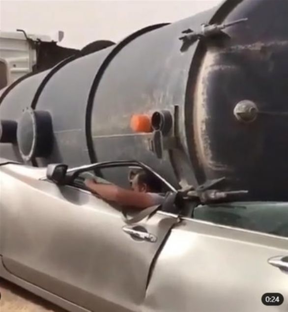  Kuveyt'te meydan gelen kaza sonras grntleri sosyal medyada yaynland.        