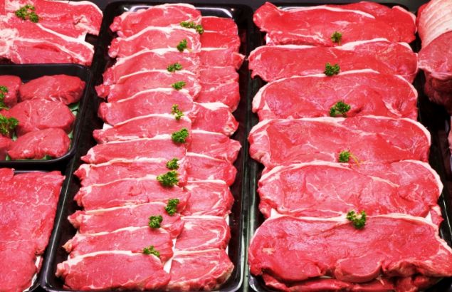 Aldnz bir eti tketirken inemekte zorlanyorsanz bu durum tketmi olduunuz etin at ya da eek eti olmasndan kaynaklanabilir. 