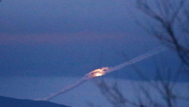 Reuters, terr hedeflerinin vurulduu ana ilikin bu fotoraf paylat.  