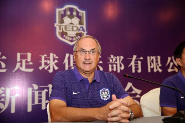                                                                 ULI STIELIKE<br><br>  �ALI�TIRDI�I TAKIM: TIANJIN TEDA<br><br>    ​YILLIK ALDI�I �CRET: 3 M�LYON EURO                                                        
