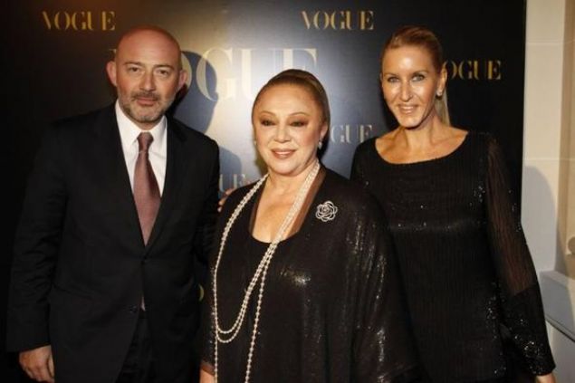                                                                 Deniz ahenk- Dou Holding-1 milyar 300 milyon dolar...                                                       