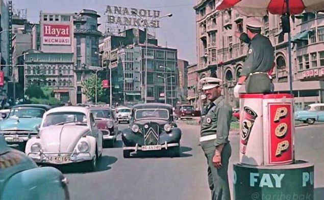   Karaky'de trafik polisleri, 1970     