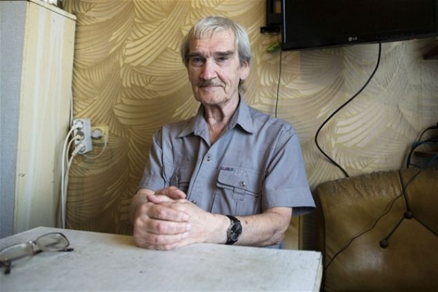     1998 sonras yaanan olaylarn kamuoyuna yansmasnn ardndan, Sovyet komutana bir ksm uluslararas dller verildi.     