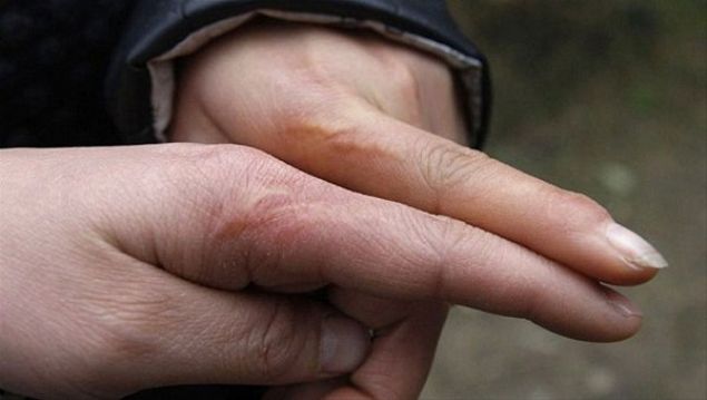    Gemiine dair nemli bir srr zmek zerine olduunun farknda olmayan Lulin almalarna balad.       