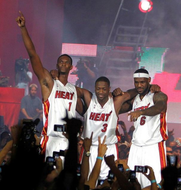                                                                 $25.289.390 (Salk sorunlar nedeniyle Chris Bosh'n basketbol oynamasna izin verilmedii iin NBA kurallar gerei; maa, son kulb Miami Heat tarafndan denmeye devam ediyor)                                                       