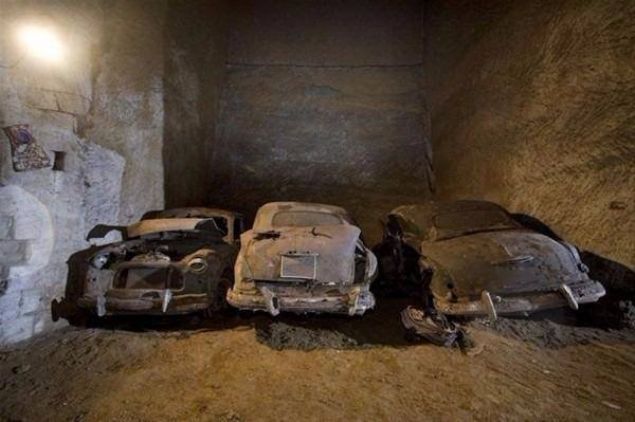   T�neller ayr�ca saray�n su ihtiyac�n� kar��layan sarn��lara da sahip. II. D�nya Sava�� t�neli bir kez daha g�ndeme getirdi.      