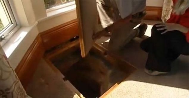    �ift, tarihi eser de�erindeki t�neli 24 sene �nce eve ta��nd�klar� ilk zamanlarda ke�fettiklerini s�yledi.     