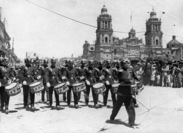 Mexico City, Meksika - 1905  