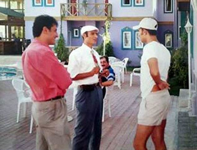 te size bir Trk ve yine dnyay fetheden hikayesi. Bu hikaye birok insana ders niteliinde. Aslen Vanl olan Abdullah Arpa (42), meslek hayatna ocukken yapt bulaklk ve ayakkab boyacl ile balad. Kalabalk bir aileden gelen ve 21 kardee sahip olan Arpa, zaman ierisinde birok i denedi. Son olarak inaatlarda almayan balayan ge adam, Denizlinin turizm blgesi Pamukkale de turistlere kartpostal satarak ngilizcesini de gelitirdi.   