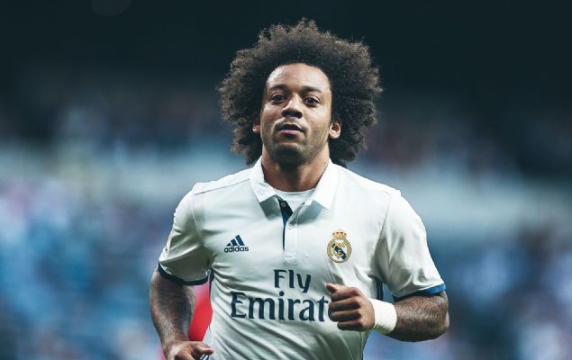                                                                 Marcelo (Real Madrid)<br><br>  11,5 sezon                                                        