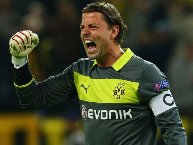                                                                 Roman Weidenfeller (Borussia <br><br>Dortmund)  16 sezon                                                        