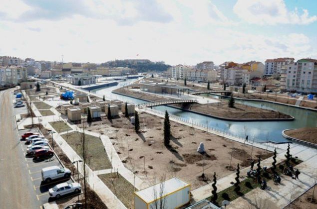                                                                 KIR�EH�R %43 Galatasaray %30 Fenerbah�e %18 Be�ikta�                                                       