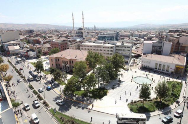                                                                 ELAZI� %30 Fenerbah�e %27 Galatasaray %18 Elaz��spor                                                       