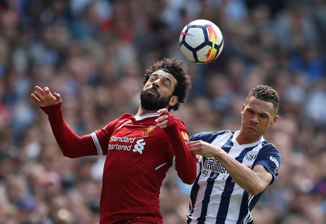   Mo Salah sana gre ok iyi/Mo Salah bana gre ok iyi/Birka gol daha atarsa/Mslman yapacak beni! Salahn gollerinden sonra bir iki taraftarn din deitirdii sylentileri bile yayld. Ne olursa olsun, taraftarlarn nce houma gitmi bu ark ama sonra tereddte dmler. Ya terrizmi destekliyorsak, ya Federasyon bize ceza verirse diye. Sonra da bover deyip bunun Liverpool taraftar iindeki ok sesliliinin ve demokrasinin kant olduunua karar vermiler. 