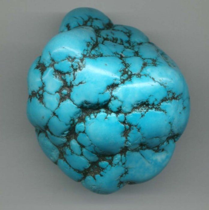    Firuze- Turkuaz    ncelikle solunum yolu hastalklarnda ok etkilidir. Vcuda yeterli oksijeni salayarak sinir ve kaslar etkin klar. 