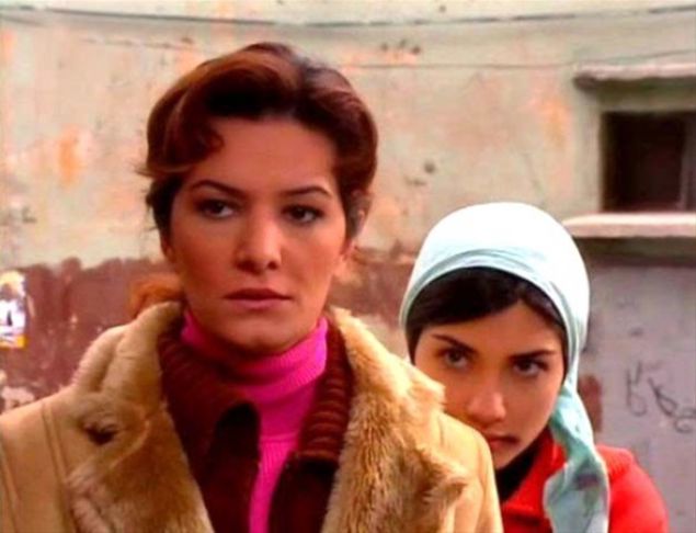   �lk kez bir reklam filminde kamera kar��s�na ge�en Tuba B�y�k�st�n'� daha o s�rada kimse tan�m�yordu.      