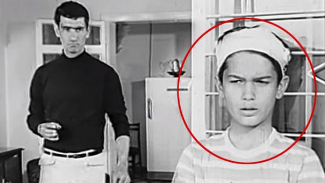  Hen�z 12 ya��ndayken ba�rollerini Y�lmaz G�ney ve Birsen Menek�eli'nin payla�t��� 'Benim Ad�m Kerim' filminde rol alan usta oyuncu Levent �zdilek payla��m�yla an�lar�n� canland�rd�.        