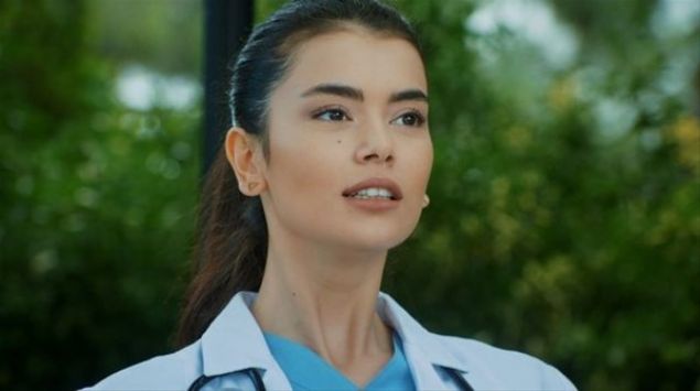   Kaya ard�ndan Rengarenk, Evli ve �fkeli, Kocam�n Ailesi ve son alarak da G�l�mse Yeter dizilerinde rol ald�.       