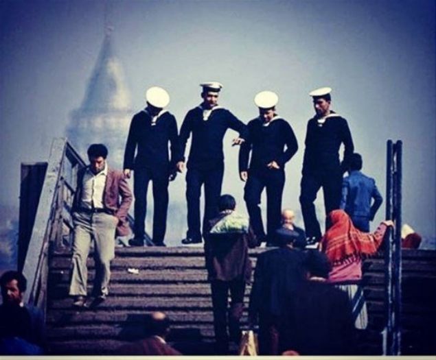  Bahriyeliler. Emin�n�, 1970'li y�llar.        