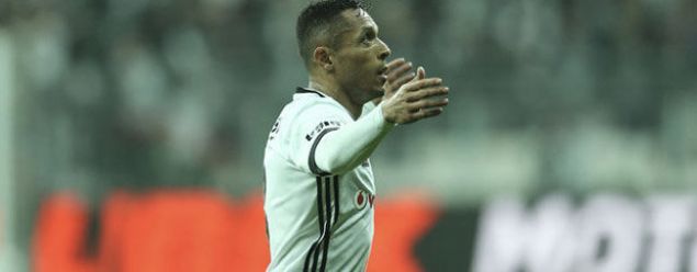                                                                 Adriano - Beikta > Coritiba  <br><br>  (Habertrk)                                                       