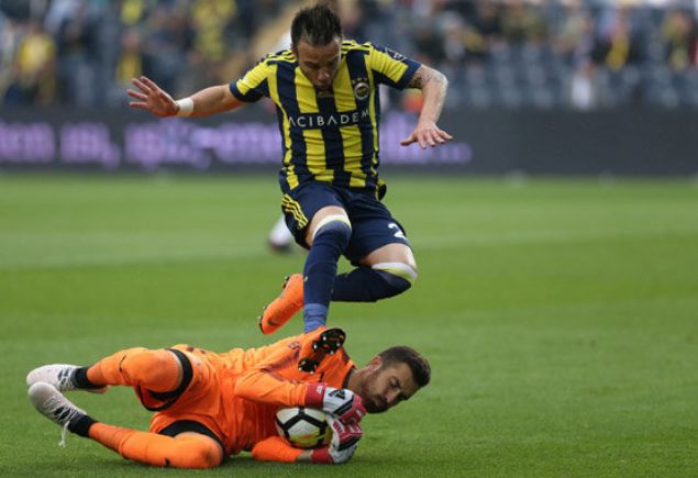                                                                 Valbuena - Fenerbahe > Bordeaux                                                       