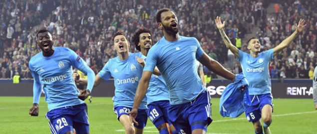                                                                 Rolando - Marsilya > Galatasaray                                                       