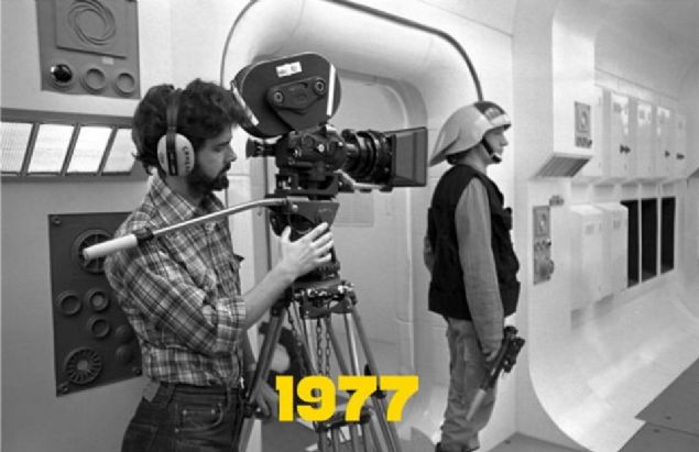                                                                 George Lucas / (1977)                                                           