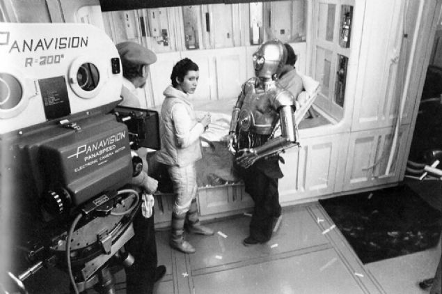                                                                 Anthony Daniels, Carrie Fisher ve Irvin Kershner / Star Wars: Episode V - The Empire Strikes Back (1980)                                                           