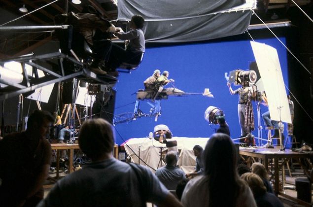                                                                 Carrie Fisher ve Mark Hamill / Star Wars: Episode VI - Return of the Jedi (1983)                                                          